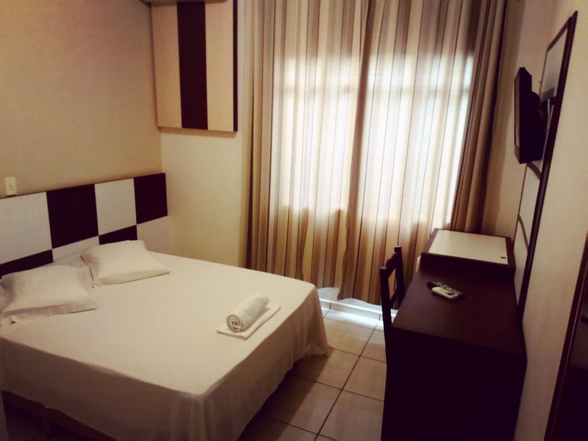 Hotel Maestro Express Toledo Толедо Екстериор снимка